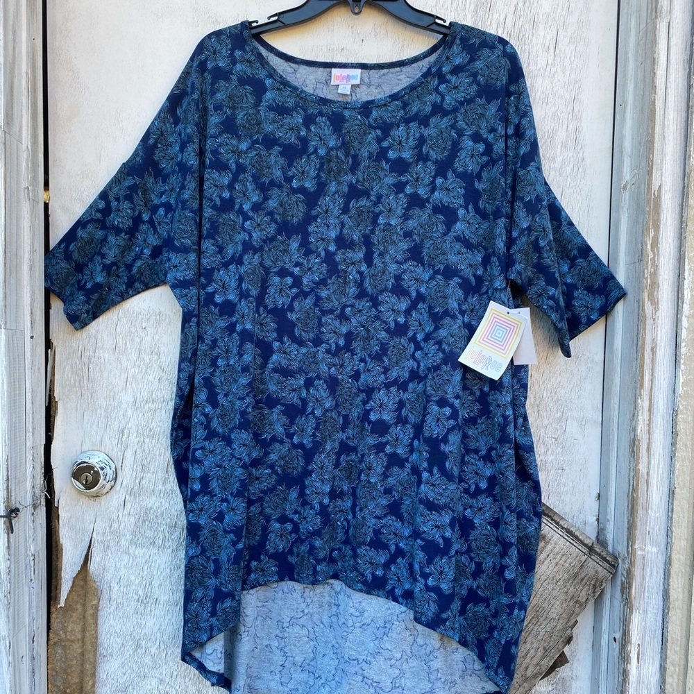 Irma LuLaRoe Top 💙